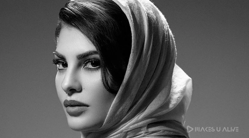 Jacqueline Fernandez as Sona Mukerjee